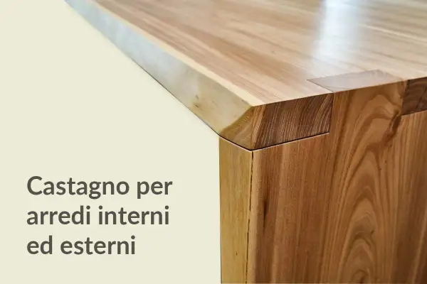 Dettaglio di un mobile in legno di castagno, con venature naturali e un caldo colore che si adatta ad arredi interni ed esterni.